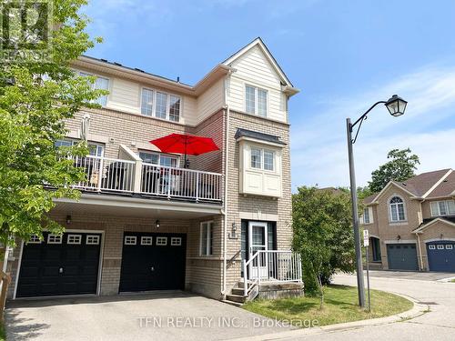 82 - 620 Ferguson Drive, Milton, ON - Outdoor With Balcony With Facade