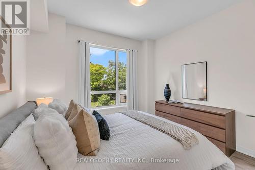 17 - 670 Atwater Avenue, Mississauga, ON - Indoor Photo Showing Bedroom