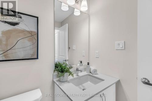 17 - 670 Atwater Avenue, Mississauga, ON - Indoor Photo Showing Bathroom