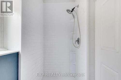 45 Hohner Avenue, Kitchener, ON - Indoor Photo Showing Bathroom