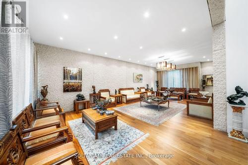 57 Old English Lane, Markham, ON - Indoor Photo Showing Living Room