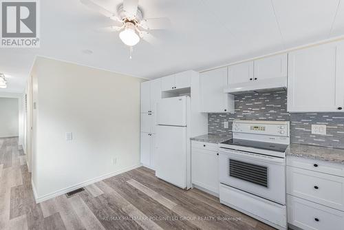 6 Carruthers Street S, Wasaga Beach, ON - Indoor Photo Showing Kitchen