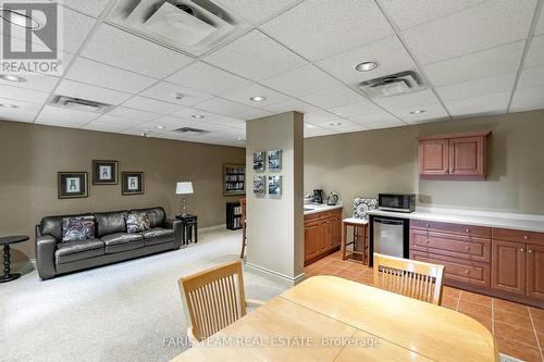 307 - 200 Collier Street, Barrie, ON - Indoor