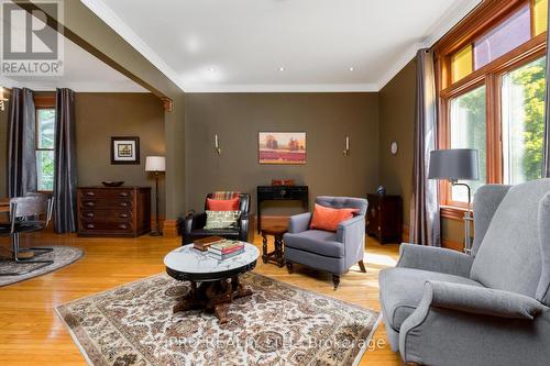 36 First Street, Orangeville, ON - Indoor Photo Showing Living Room