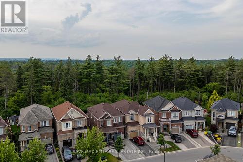 9 Upper Canada Court N, Halton Hills, ON - Outdoor With Facade With View