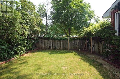 24 Panmure Crescent E, Toronto (Bendale), ON - Outdoor