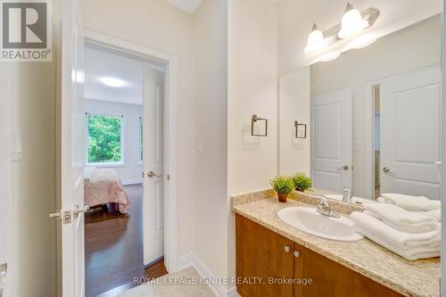 1432 Sandhurst Crescent, Pickering, ON - Indoor Photo Showing Bathroom