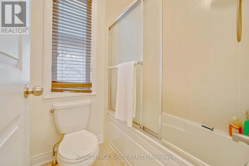 1432 Sandhurst Crescent, Pickering, ON - Indoor Photo Showing Bathroom