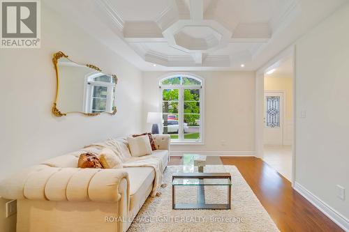 1432 Sandhurst Crescent, Pickering, ON - Indoor Photo Showing Living Room