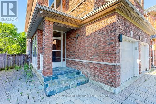 45 Shoshana Drive, Richmond Hill, ON - Outdoor With Exterior