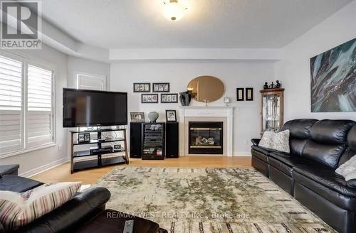 23 Sunset Ridge, Vaughan, ON - Indoor Photo Showing Living Room With Fireplace