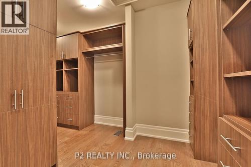 8 Thornhill Avenue, Vaughan, ON - Indoor Photo Showing Other Room