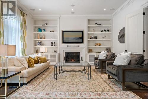 44 Fifeshire Road, Toronto, ON - Indoor Photo Showing Living Room With Fireplace