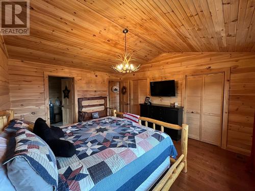 43 Pauls Lake Road, Badger, NL - Indoor Photo Showing Bedroom