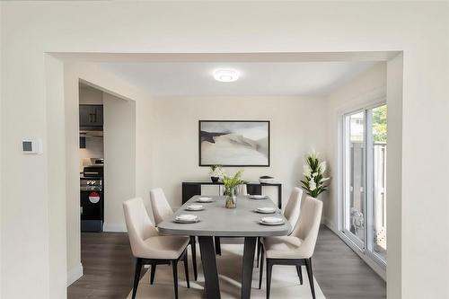 1675 Upper Gage Avenue|Unit #22, Hamilton, ON - Indoor Photo Showing Dining Room