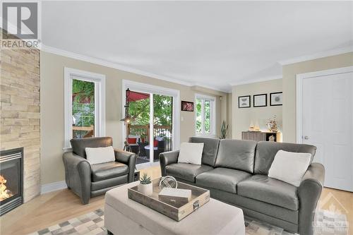 365 Greenwood Avenue, Ottawa, ON - Indoor Photo Showing Living Room With Fireplace