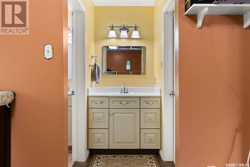 106 Shaw Drive, Regina Beach, SK - Indoor Photo Showing Bathroom