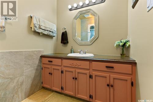 106 Shaw Drive, Regina Beach, SK - Indoor Photo Showing Bathroom