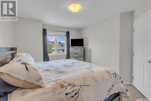 140 615 Stensrud Road, Saskatoon, SK - Indoor Photo Showing Bedroom