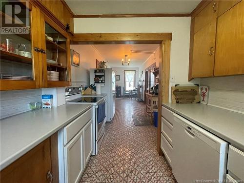 12 Pettes Cove Road, Grand Manan, NB - Indoor Photo Showing Kitchen With Double Sink