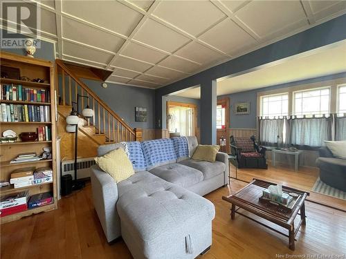 12 Pettes Cove Road, Grand Manan, NB - Indoor Photo Showing Living Room