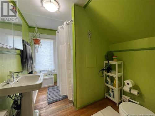 12 Pettes Cove Road, Grand Manan, NB - Indoor Photo Showing Bathroom