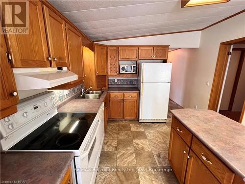 49 Cherokee Lane, Ashfield-Colborne-Wawanosh (Colborne Twp), ON - Indoor Photo Showing Kitchen With Double Sink