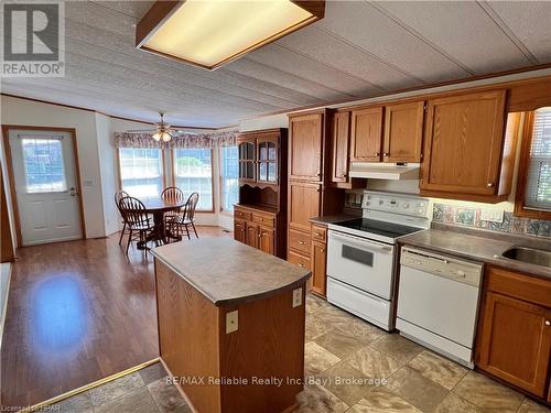 49 Cherokee Lane, Ashfield-Colborne-Wawanosh (Colborne Twp), ON - Indoor Photo Showing Kitchen