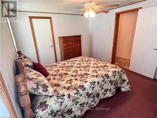 49 Cherokee Lane, Ashfield-Colborne-Wawanosh (Colborne Twp), ON - Indoor Photo Showing Bedroom