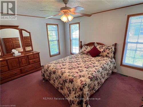 49 Cherokee Lane, Ashfield-Colborne-Wawanosh (Colborne Twp), ON - Indoor Photo Showing Bedroom