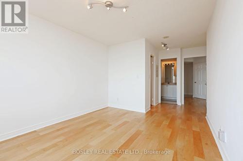 3605 - 23 Hollywood Avenue, Toronto, ON - Indoor Photo Showing Other Room