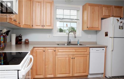 124 Eastwood Drive, Woodstock, NB - Indoor Photo Showing Kitchen With Double Sink