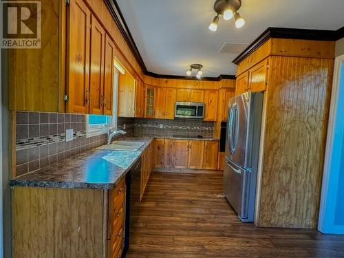 883 Ville Marie Drive, Marystown, NL - Indoor Photo Showing Kitchen