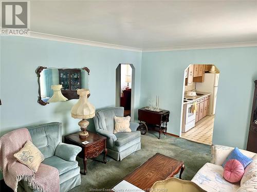 1756 Westcott, Windsor, ON - Indoor Photo Showing Living Room