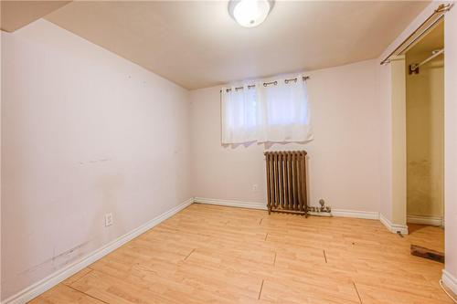 171 Bay Street S, Hamilton, ON - Indoor Photo Showing Other Room