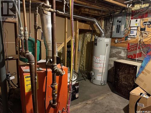 921 3Rd Street, Estevan, SK - Indoor Photo Showing Basement