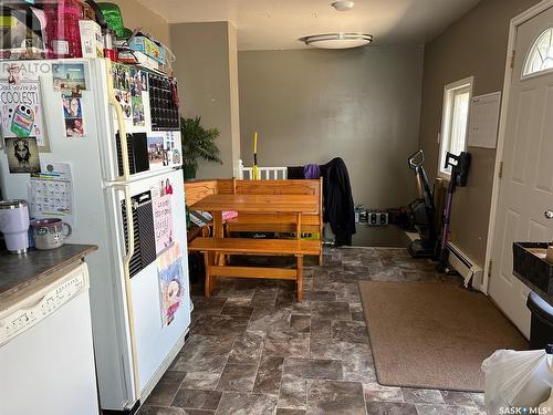 921 3Rd Street, Estevan, SK - Indoor Photo Showing Other Room