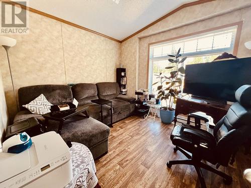 5208 Ackroyd Street, Terrace, BC - Indoor Photo Showing Living Room