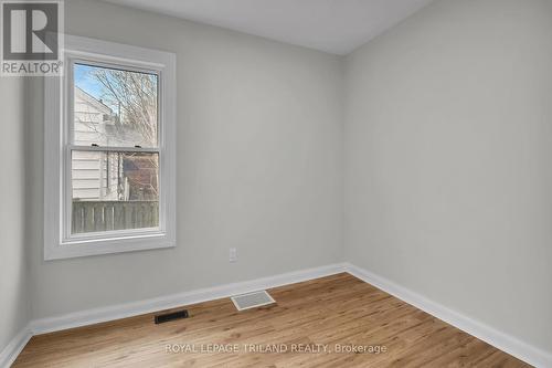 A - 1324 Brydges Street, London, ON - Indoor Photo Showing Other Room