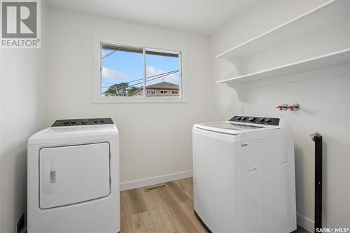 406 3Rd Street E, Delisle, SK - Indoor Photo Showing Laundry Room