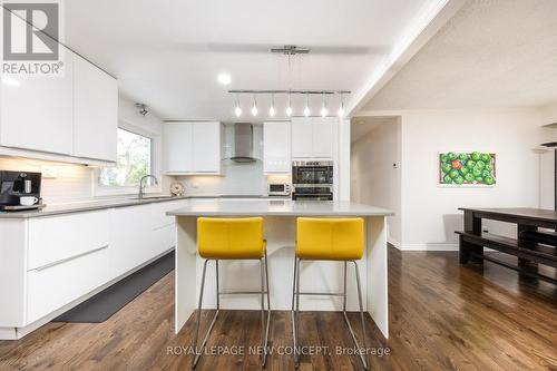 15 Arbroath Crescent, Toronto, ON - Indoor Photo Showing Kitchen With Upgraded Kitchen