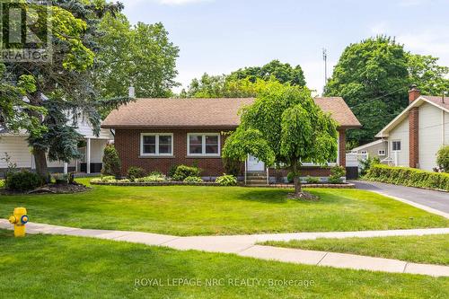 11 Brisbane Glen, St. Catharines, ON 