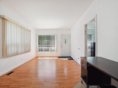 Living room - 2655 23E Avenue, Laval (Laval-Ouest), QC - Indoor Photo Showing Other Room