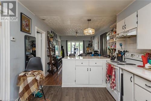 2168 Pearson Street, North Bay, ON - Indoor Photo Showing Kitchen