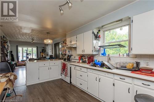 2168 Pearson Street, North Bay, ON - Indoor Photo Showing Kitchen