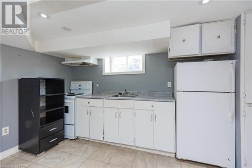 2168 Pearson Street, North Bay, ON - Indoor Photo Showing Kitchen