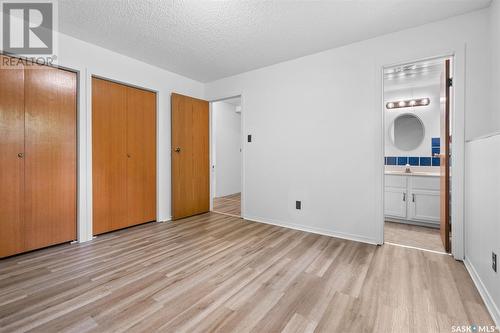406 Armstrong Crescent, Saskatoon, SK - Indoor Photo Showing Other Room