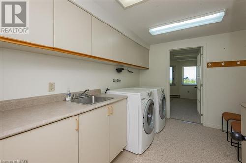 141 Wallace Heights Drive, North Bay, ON - Indoor Photo Showing Laundry Room
