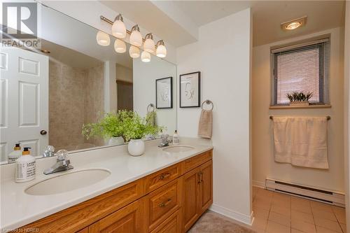 141 Wallace Heights Drive, North Bay, ON - Indoor Photo Showing Bathroom