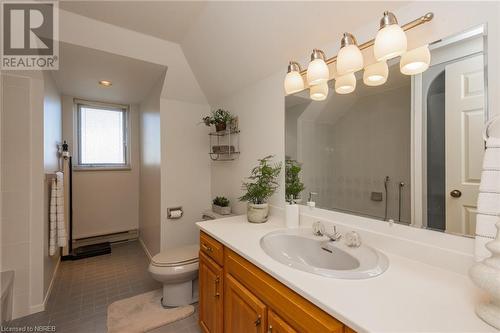 141 Wallace Heights Drive, North Bay, ON - Indoor Photo Showing Bathroom